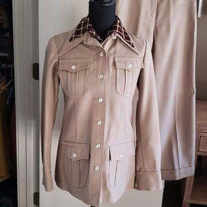 70's tan tailored pantsuit, size 10, Jones New York